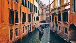 Find train tickets to Venice