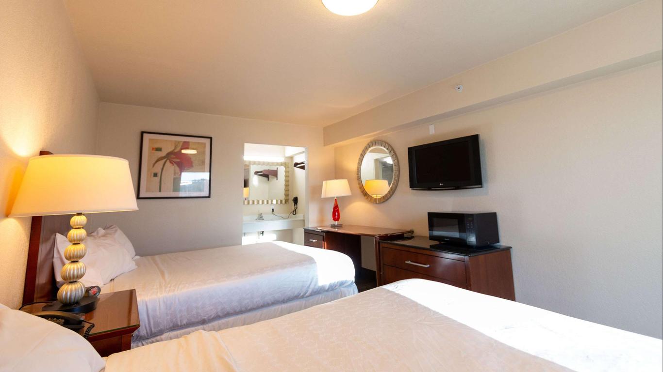 Magnuson Extended Stay and Suites Airport Hotel