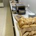 Hotel Bradomin, Vilanova de Arousa: breakfast buffet with assorted breads, toaster and plates