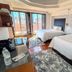 Santa Rita Hotel Del Arte, Zacatecas: guest room with two beds, desk, city-view windows and patterned rug