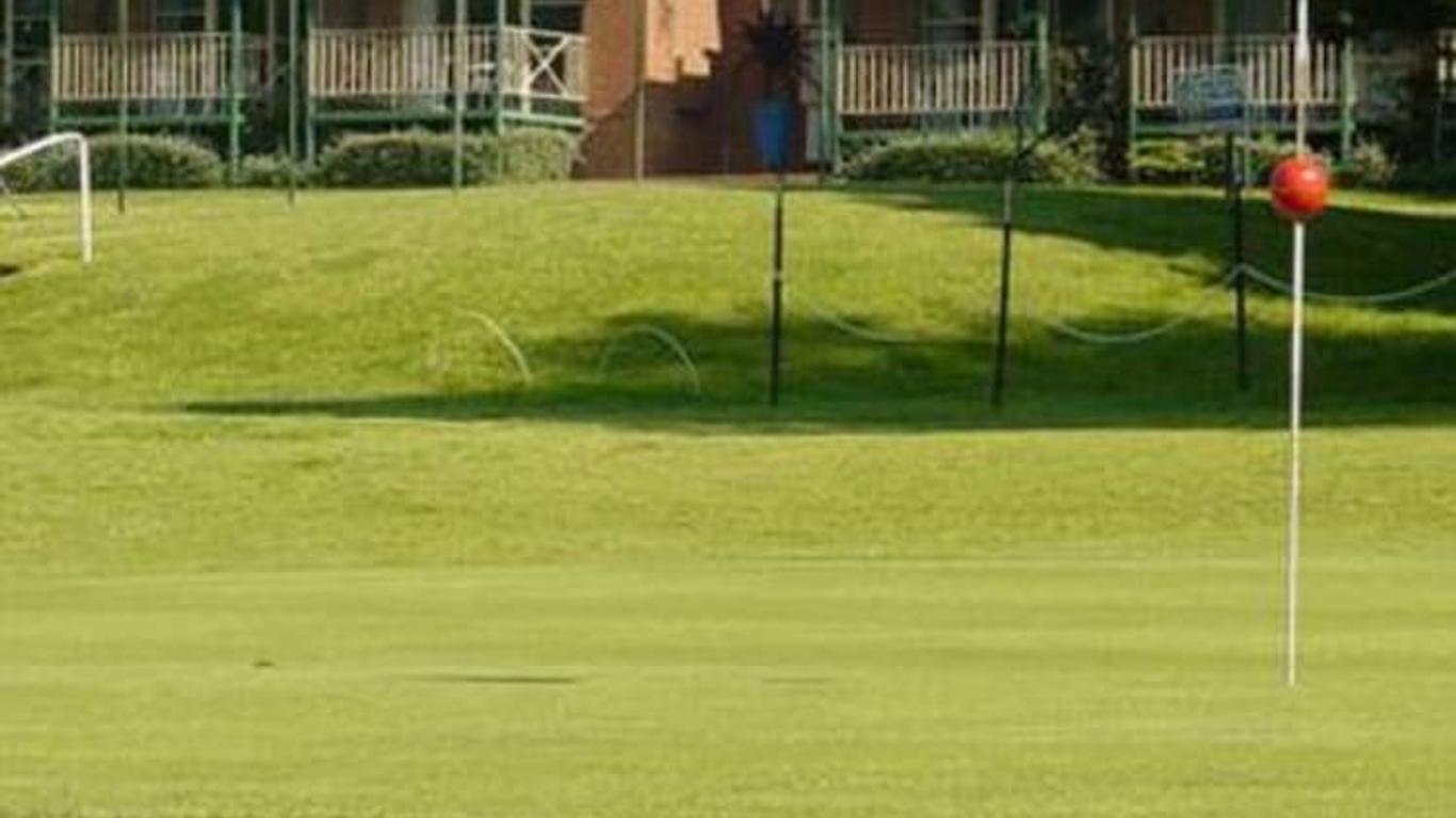 Tenterfield Golf Club Fairways Lodge