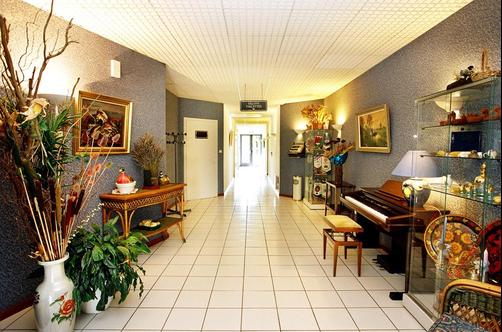 Hotel Restaurant La Tour Romaine - Haguenau - Strasbourg Nord - Schweighouse-sur-Moder