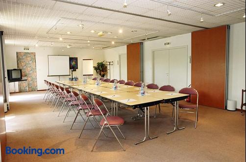 Hotel Restaurant La Tour Romaine - Haguenau - Strasbourg Nord - Schweighouse-sur-Moder