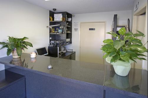 Americas Best Value Inn - Beaumont - Lobby