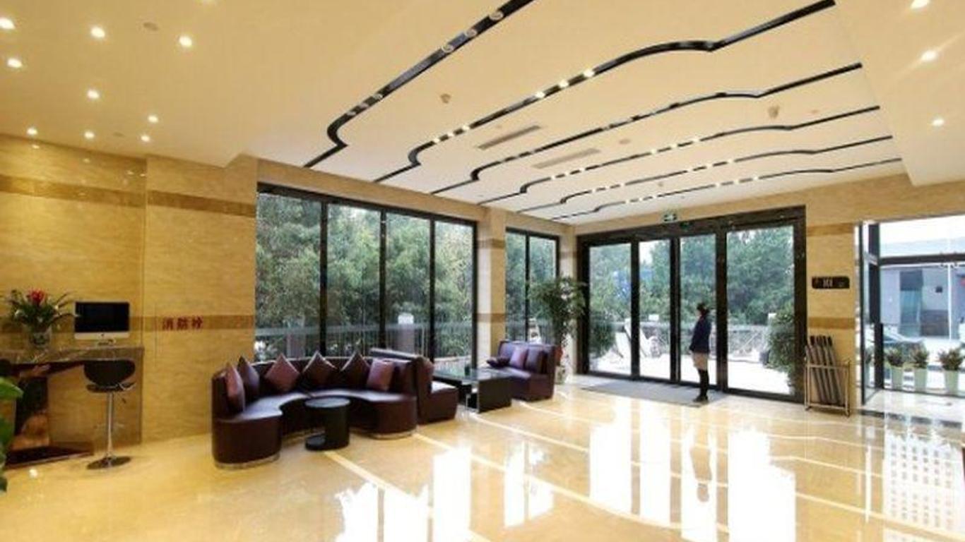 Lavande Hotel Shezhen University Town Metro Statio