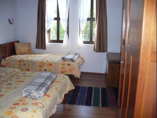 Tsutsovi House - Kalofer - Bed