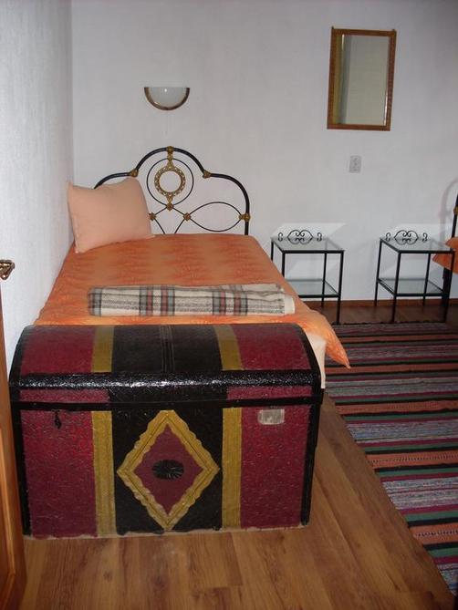 Tsutsovi House - Kalofer - Bed