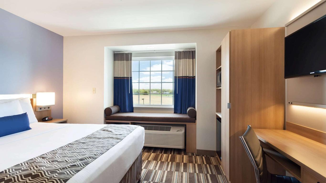 Microtel Inn & Suites by Wyndham Liberty/NE Kansas City Area