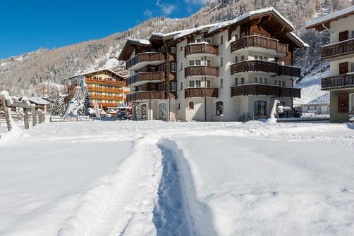 Haus Evita - Saas Grund