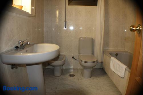 Aparthotel Las Nieves - Nambroca
