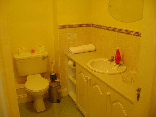 Killarney Self-Catering - Haven Suites - Killarney - Bathroom