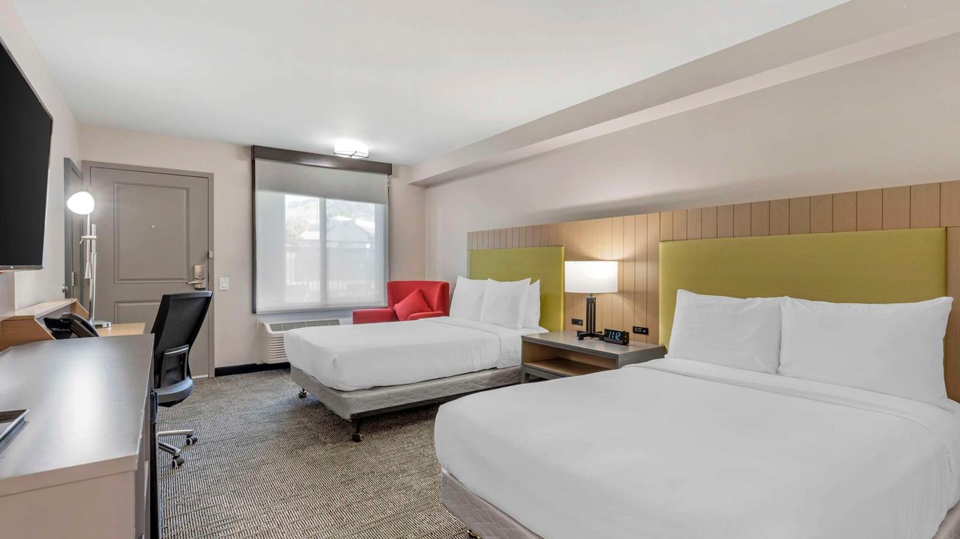 Country Inn & Suites by Radisson, Vallejo Napa Val