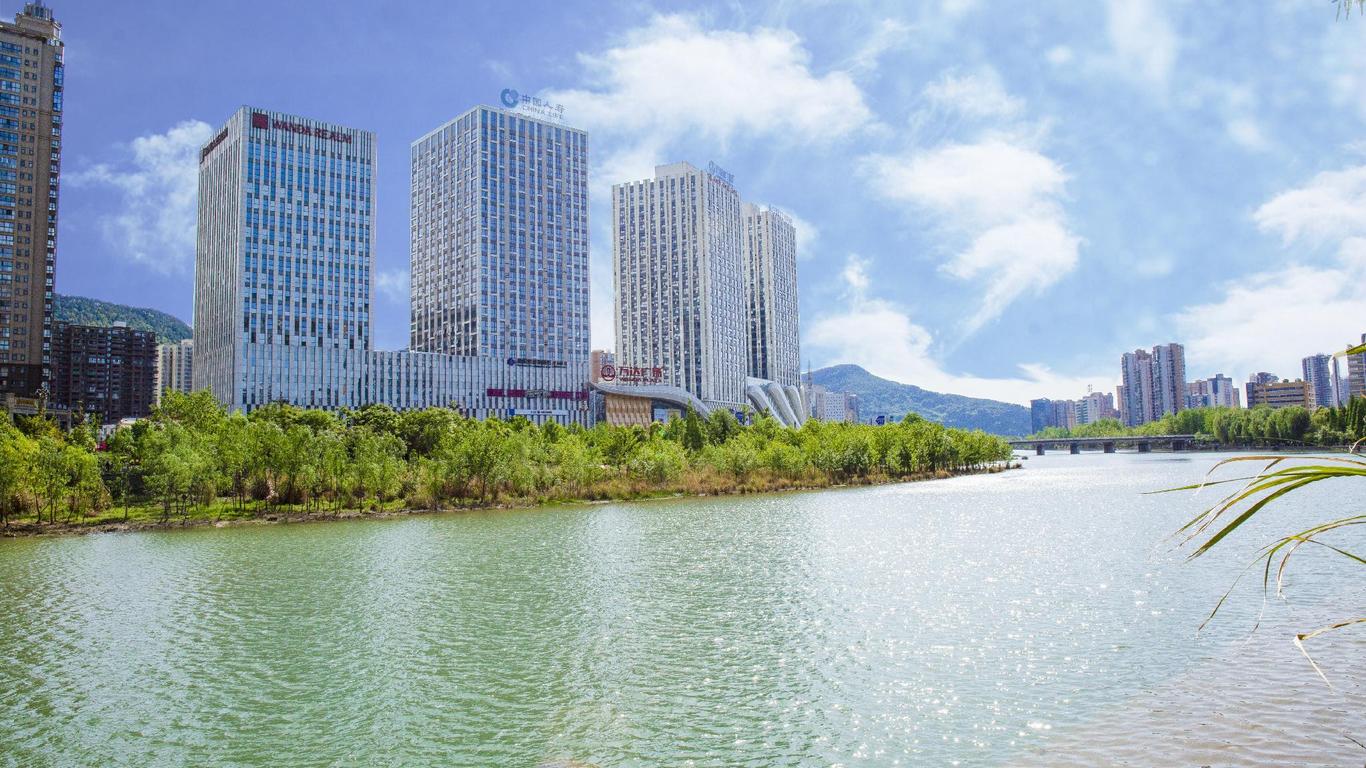 Hanting Hotel Guangyuan Wanda Plaza
