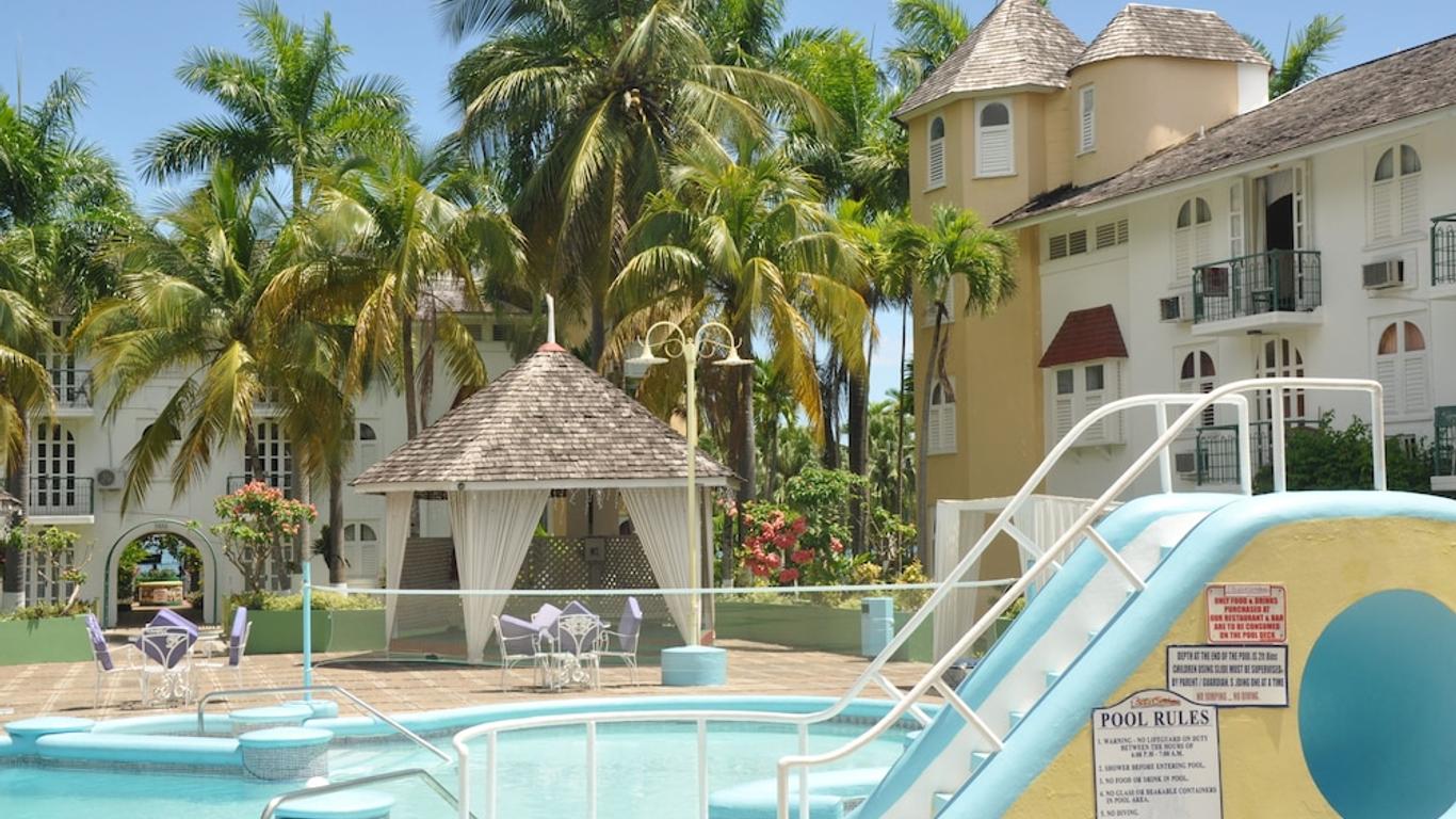 Palm View Apartments at Sandcastles Resort Ocho Rios