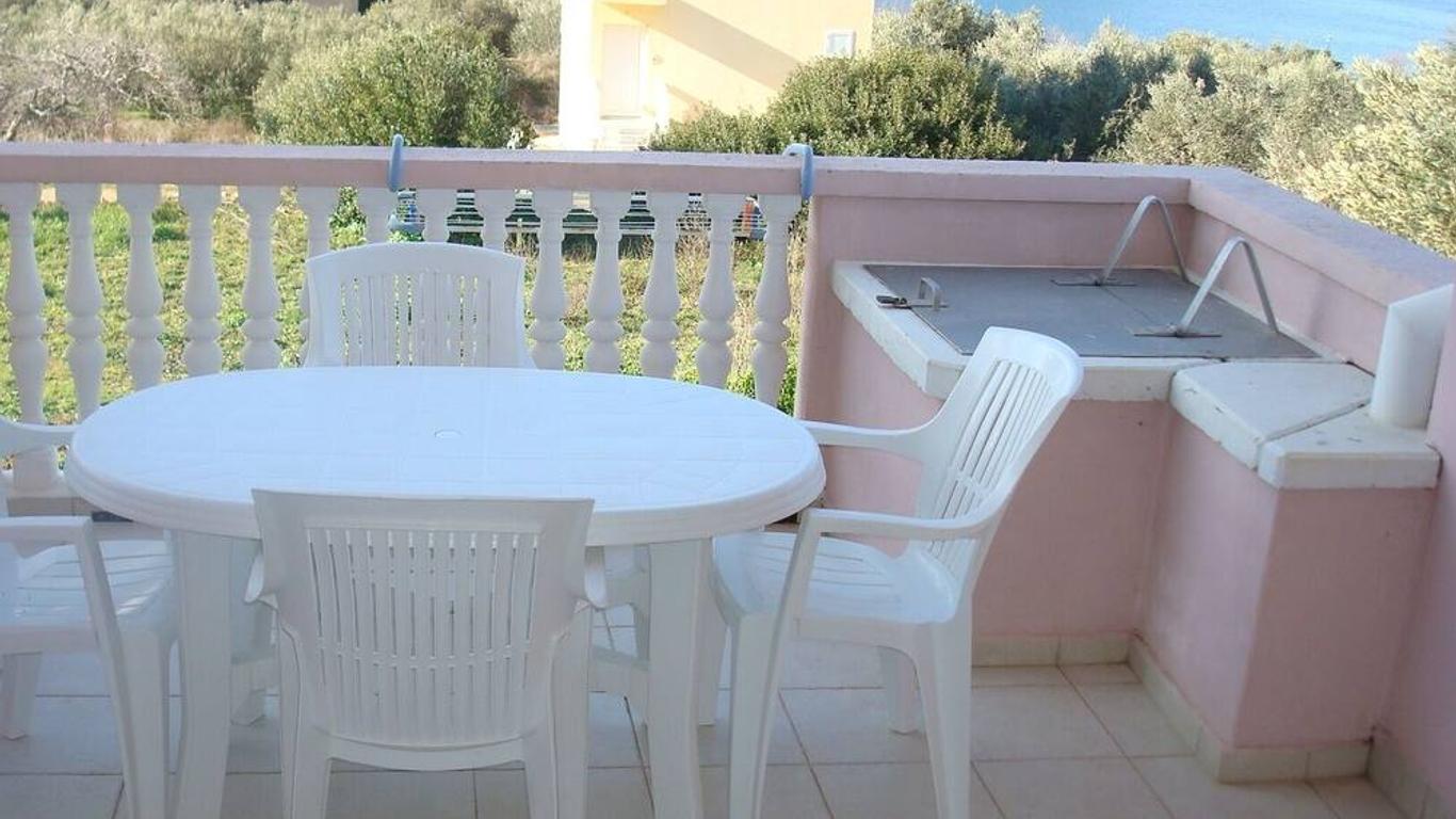 One bedroom apartment with terrace and sea view Cove Soline, Dugi otok (A-448-a)