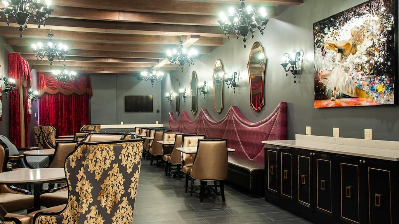 Dauphine Orleans Hotel
