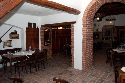 Hotel Sokolský Dům - Domažlice