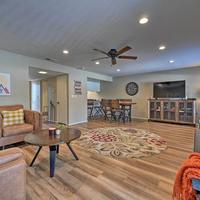 Flagstaff Townhome with Private Deck and Grill!