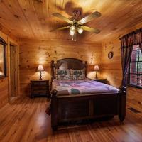Easy Livin - Secluded Family Log Cabin