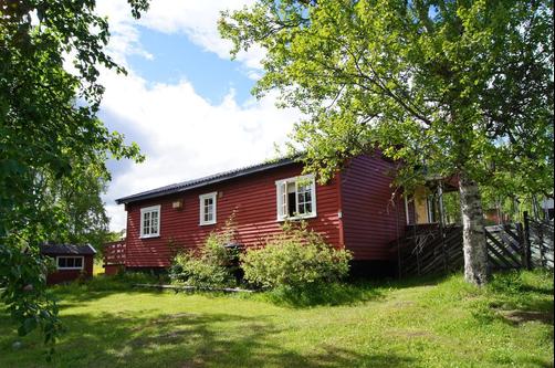 Bustad Hyttetun - Skåbu