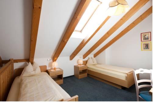 Hotel Amaten - Brunico - Bed