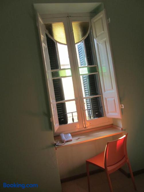 Corner Hostel - Sliema