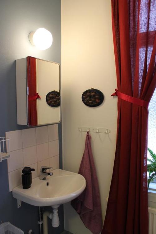 Hotell Lilla Station - Köping - Bathroom