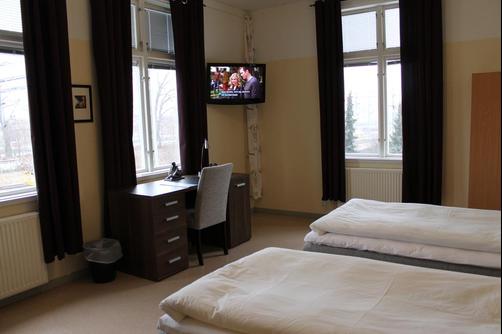 Hotell Lilla Station - Köping - Bedroom