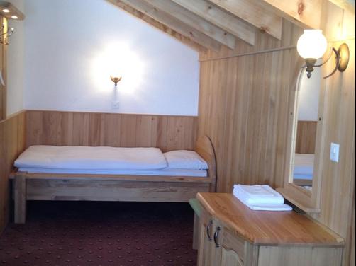 Hotel City - Taesch