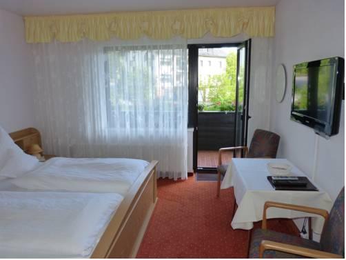 Cafe-Pension Waldesruh - Willingen