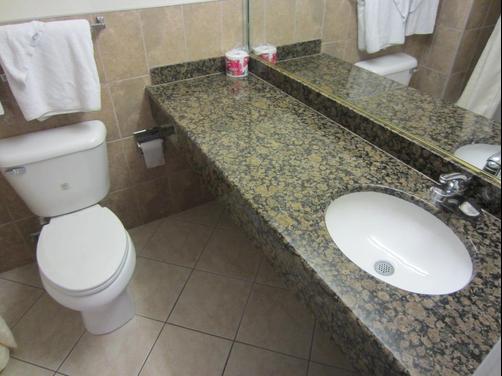 Starlight Inn Canoga Park - Canoga Park - Bathroom