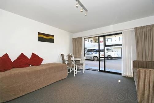 Marksman Motor Inn - Wellington