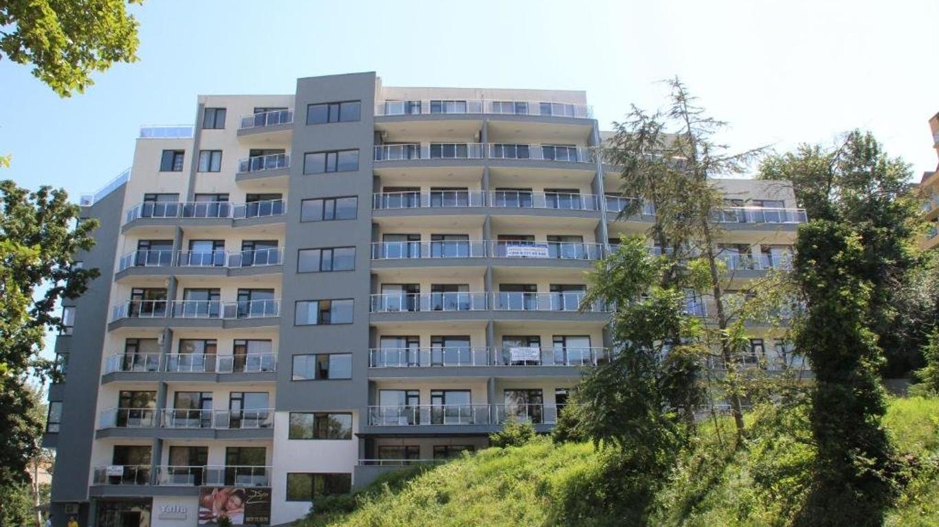 Dilov Apartments in Yalta Golden Sands
