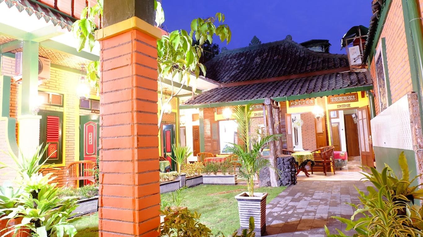 Kampoeng Djawa Hotel