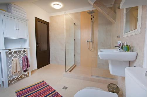 Cluj Napoca Apartments - Cluj Napoca - Bathroom