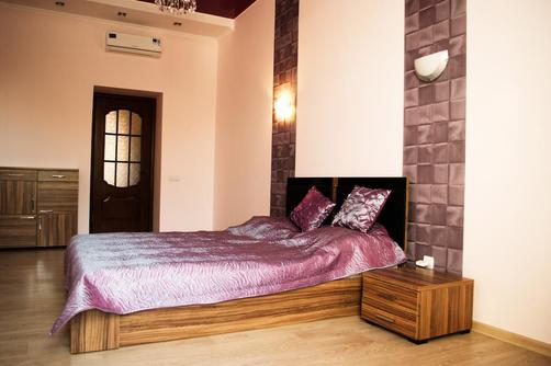 Ratusha Apartments - Lviv