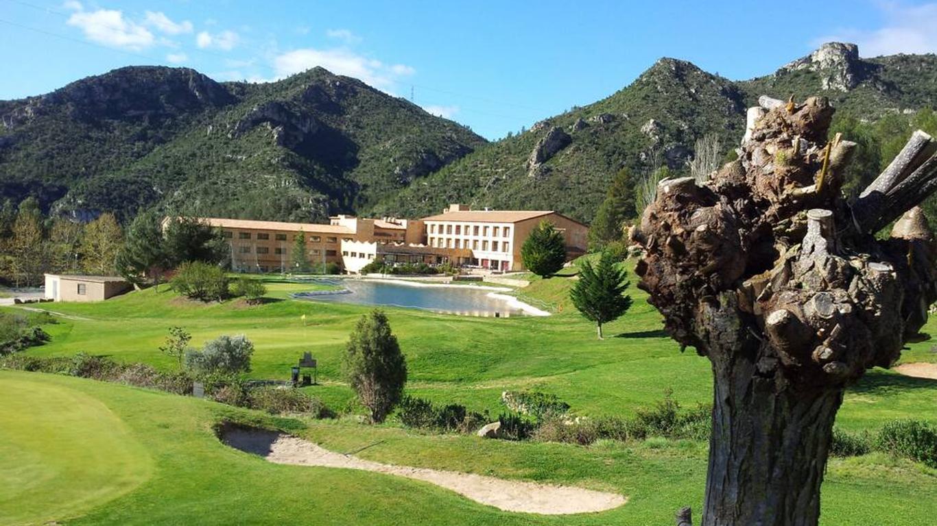 Domus Selecta La Figuerola Resort And Spa