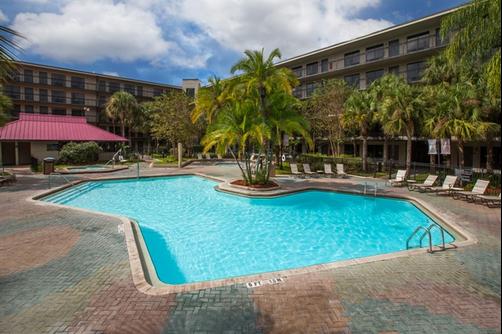 Quality Suites The Royale Parc Suites - Kissimmee - Pool