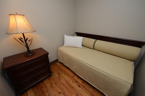 Water Street Hotel & Marina - Apalachicola