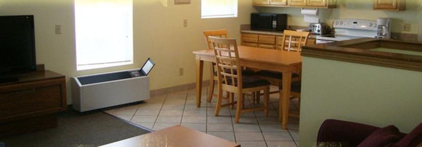 Bay Lodging Resort - Put in Bay