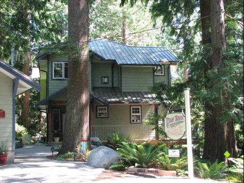 Deer Fern Bed and Breakfast - Gibsons