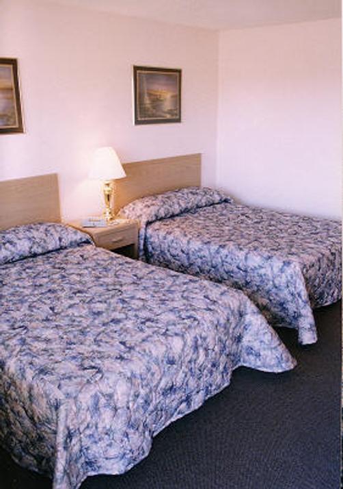 Bon Voyage Inn - Prince George