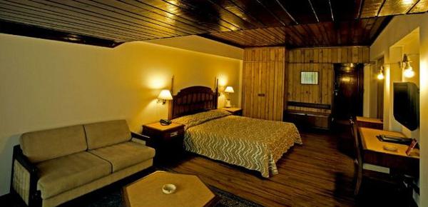 Hotel Broadway - Srinagar
