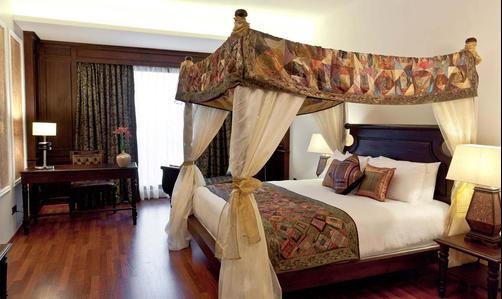 Grand Estancia - Salem