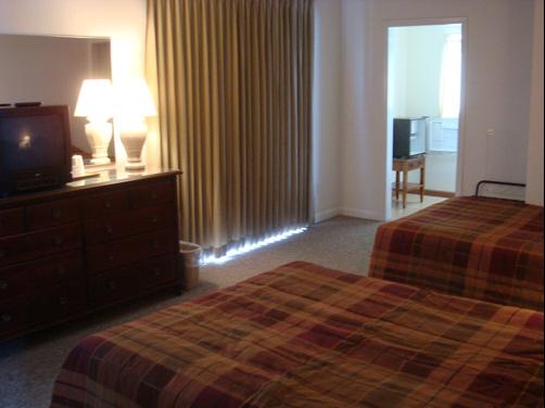 Three Seasons Motor Lodge - Dennis Port