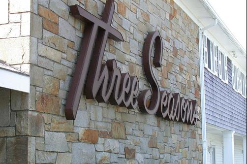 Three Seasons Motor Lodge - Dennis Port