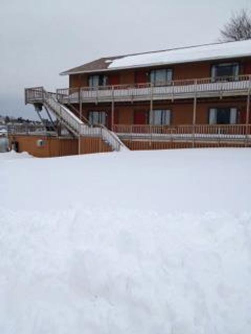 Cap'n Fish's Waterfront Inn - Boothbay Harbor
