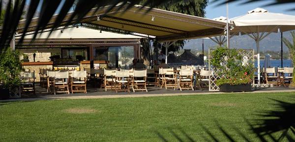 Avantis Suites Hotel - Eretria