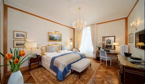 Palace Merano Hotel - Merano - Bedroom