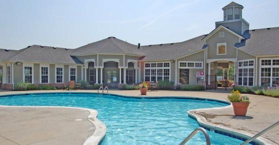 Oakwood at Lantern Woods - Fishers - Pool